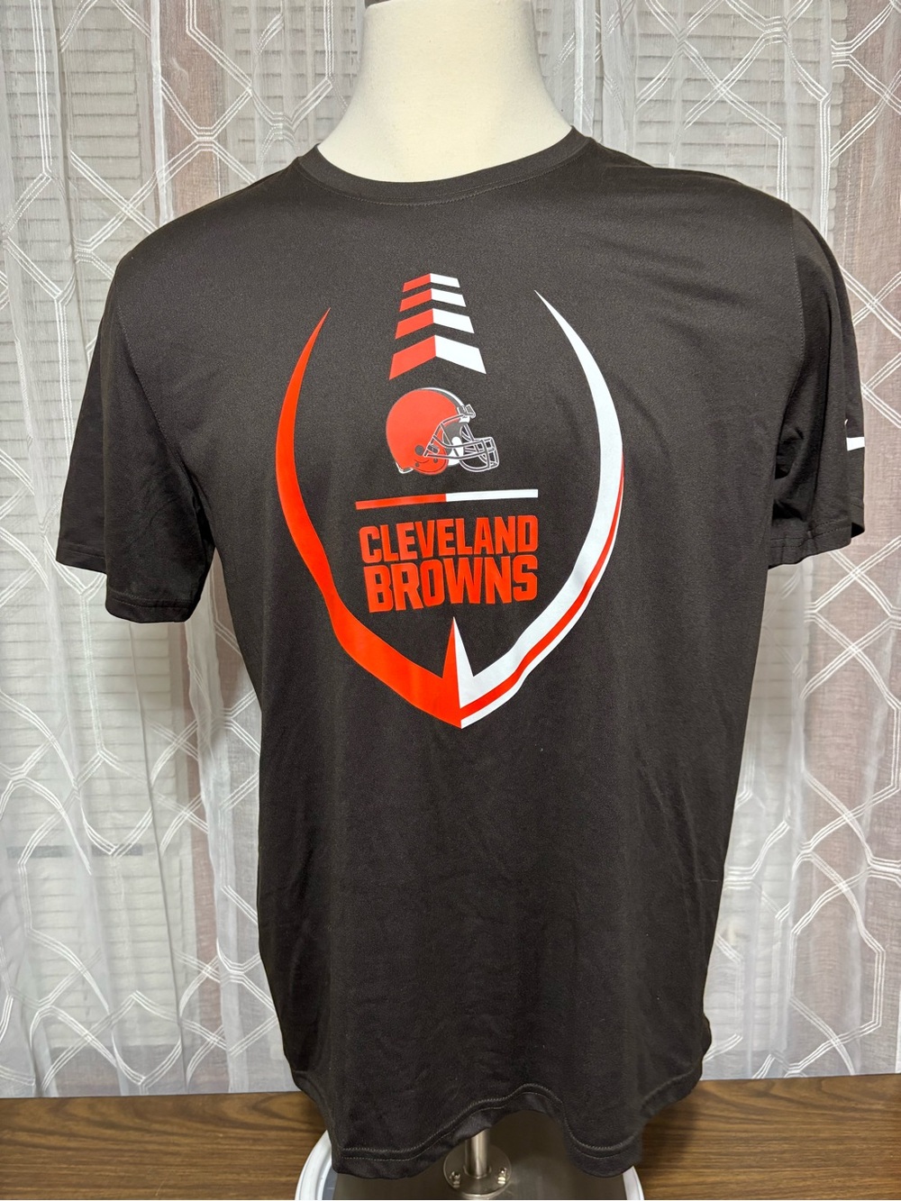 Cleveland Browns NFL Nike Brown Tee XL 23” p2p 30”L
